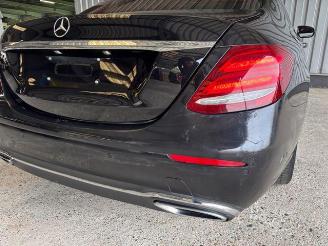 Mercedes E-klasse 200 d Lim. R-Kamra / LD / Widscrn picture 14