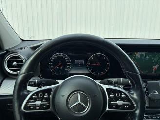 Mercedes E-klasse 200 d Lim. R-Kamra / LD / Widscrn picture 17