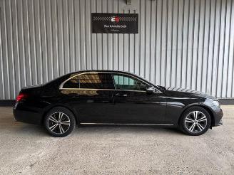 Mercedes E-klasse 200 d Lim. R-Kamra / LD / Widscrn picture 8