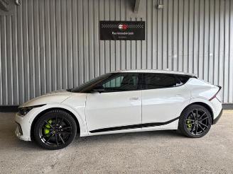 uszkodzony samochody osobowe Kia EV6 GT 4WD 77,4 KWH / Sport-Sitze / StandHz 2023/8