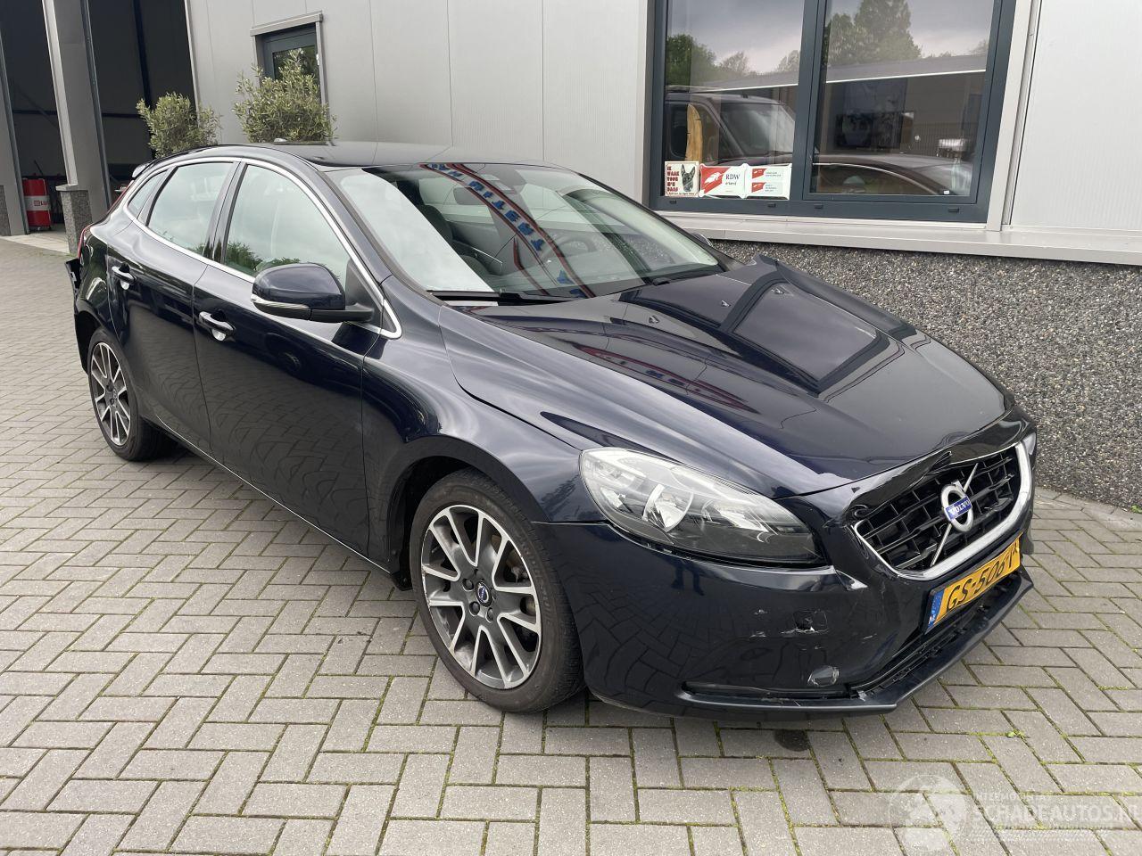 Volvo V-40 2.0 D2 Summum Business