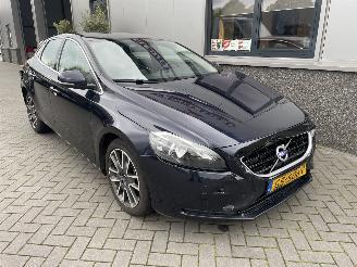 Volvo V-40 2.0 D2 Summum Business picture 27