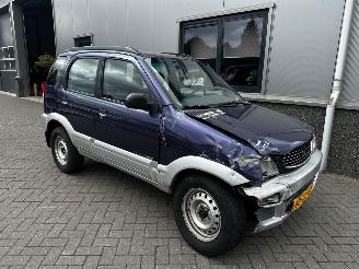 skadebil auto Daihatsu Terios 1.3 SX Airco 1999/9