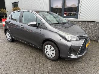 Avarii autoturisme Toyota Yaris 1.0 VVT-i Aspiration 2015/2