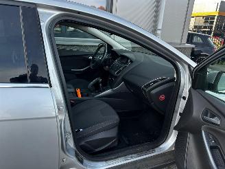 Ford Focus 1.0 Ecoboost Titanium picture 37