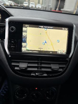 Peugeot 208 1.2 PureTech Blue Lion picture 10