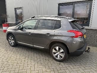 Peugeot 2008 1.2 PureTech Crossway picture 27