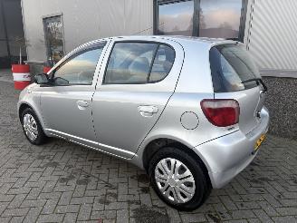 Toyota Yaris 1.3 16V VVT-i Sol Automaat picture 18