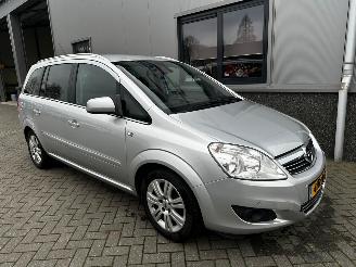 škoda osobní automobily Opel Zafira 1.8 Cosmo. Automaat 2011/6