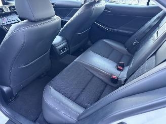 Lexus IS 300h Hybrid Business Line picture 36