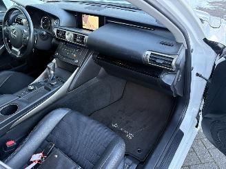 Lexus IS 300h Hybrid Business Line picture 17