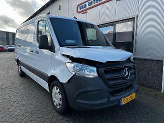 Mercedes Sprinter 315  1.9CDI L2 H1 picture 39