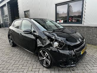 Peugeot 208 1.2 PureTech GT-Line Automaat picture 8