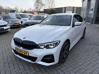 BMW 3-serie 330i M-Pakket High Executive Automaat picture 7