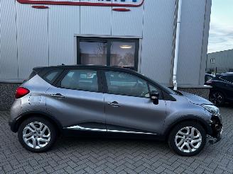Renault Captur 0.9 TCe Dynamique picture 13