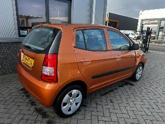 Kia Picanto 1.0 LXE Airco picture 2