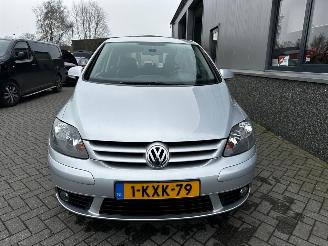 Volkswagen Golf 2.0 FSI Automaat picture 10