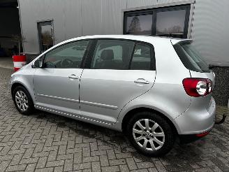 Volkswagen Golf 2.0 FSI Automaat picture 17