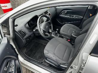 skadebil auto Kia Rio 1.2 CVVT Plus Pack 2011/10