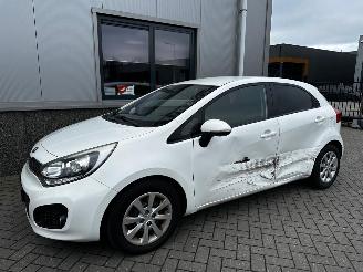 Kia Rio 1.4 CRDI Plus Pack picture 21