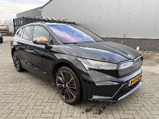 uszkodzony samochody osobowe Skoda Enyaq 80 Founders Edition Black 2021/12