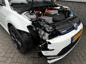 Volkswagen e-Golf e-Golf picture 73