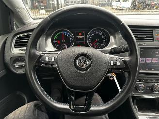 Volkswagen e-Golf e-Golf picture 30