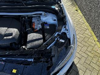 Volvo Xc-60 2.0 T8 Plug-in-hybrid AWD Polestar Engineered picture 18