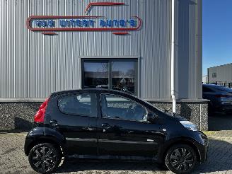 Peugeot 107 1.0-12V Millesim 200 picture 8