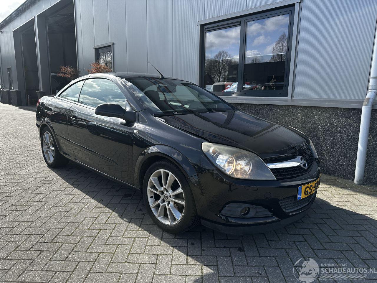 Opel Astra TWIN TOP 1.8 Temptation
