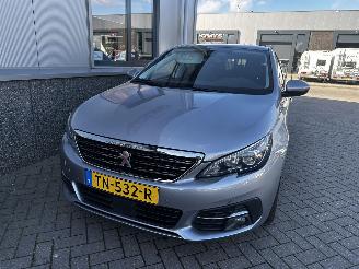 Peugeot 308 1.2 PureTech Blue Lease Premium picture 25
