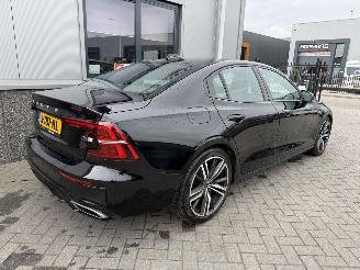 Volvo S-60 2.0 T4 R-Design picture 14