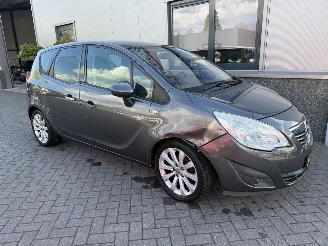 Opel Meriva 1.4 Turbo Cosmo picture 2
