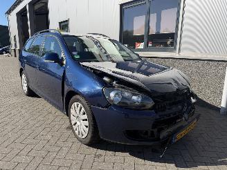 Vaurioauto  passenger cars Volkswagen Golf Variant 1.2 TSI Trendline 2011/1