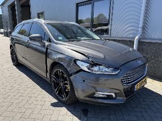 Unfallwagen Ford Mondeo 1.5 Titanium 2016/2