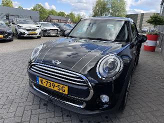 Mini Cooper 1.5 Cooper Chili Serious Business picture 8