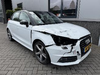 Schadeauto Audi A1 1.0 TFSI Adrenalin SPORTBACK 2015/12