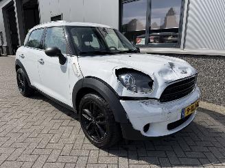 Schadeauto Mini Countryman 1.6 One Knockout Edition 2014/9