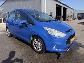 Voiture accidenté Ford B-Max 1.0 EcoBoost Titanium 2012/11