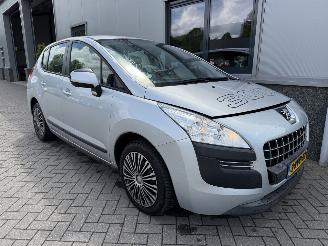 skadebil auto Peugeot 3008 1.6 VTi Blue Lease 2012/5