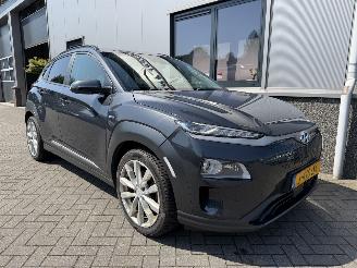 skadebil auto Hyundai Kona EV Premium 64kWh 2020/11