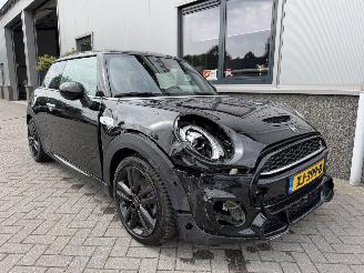 krockskadad bil auto Mini Cooper S 2.0 2019/1