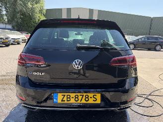 Volkswagen e-Golf  picture 4