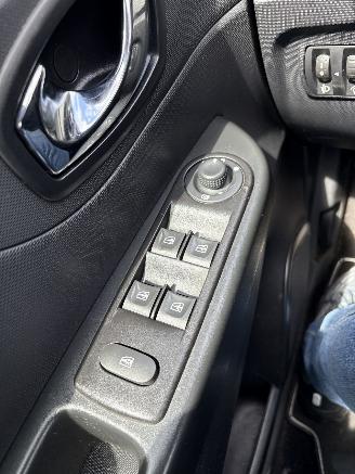 Renault Captur 0.9 TCe Expression picture 27