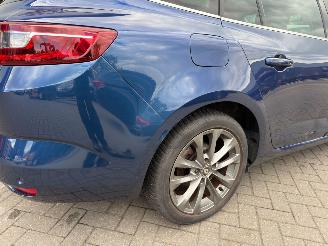 Renault Mégane 1.2 TCe Serie Signature Exclusiv picture 11