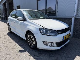 Schadeauto Volkswagen Polo 1.0 BlueMotion Connected Series 2016/6