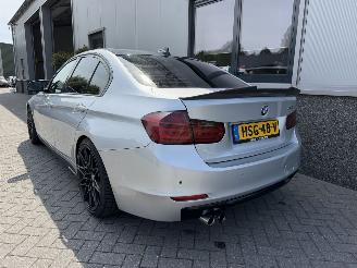 BMW 3-serie 328i xDrive High Executive picture 18