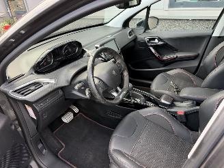 Peugeot 2008 1.2 PureTech GT-Line Automaat. picture 24