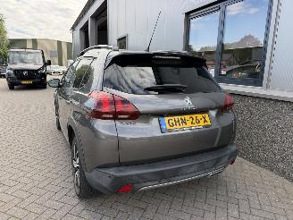 Peugeot 2008 1.2 PureTech GT-Line Automaat. picture 27