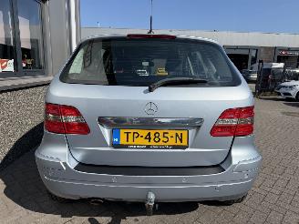 Mercedes B-klasse 200 Automaat. picture 5